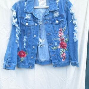 BP-ELLA SIZE LARGE DENIM HIPPIE/BOHO DISTRESSED JACKET